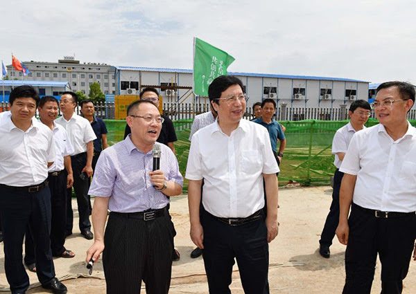 湖南省委常委、長沙市委書記胡衡華一行蒞臨頂立科技星沙基地調(diào)研考察.jpg